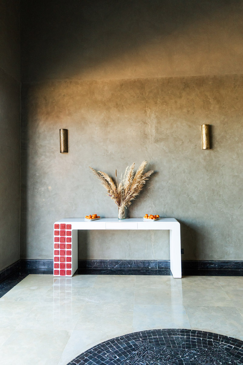 wall with table in front